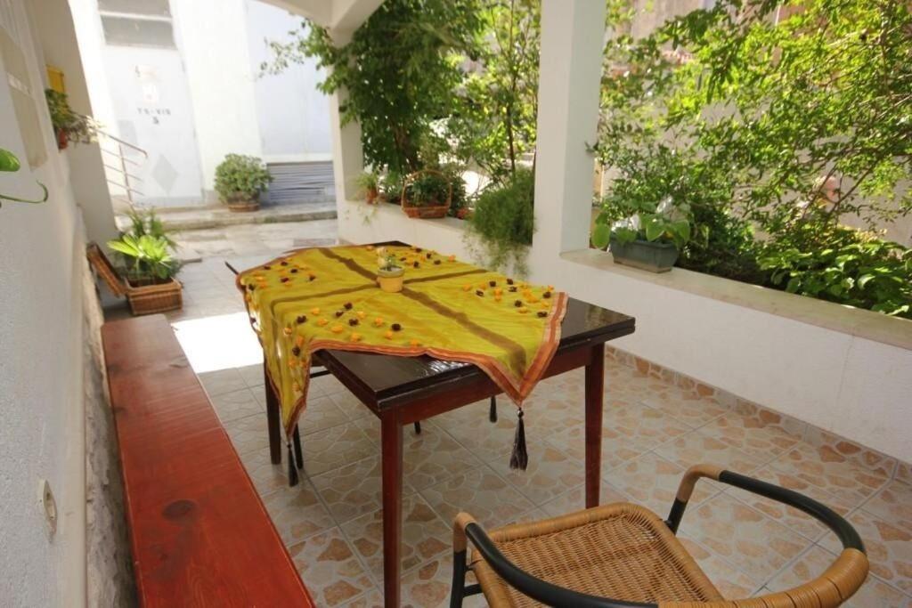 Apartments Zoki - Great Location Close To The Sea Vis Eksteriør bilde