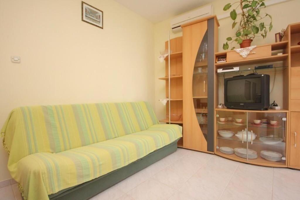 Apartments Zoki - Great Location Close To The Sea Vis Eksteriør bilde